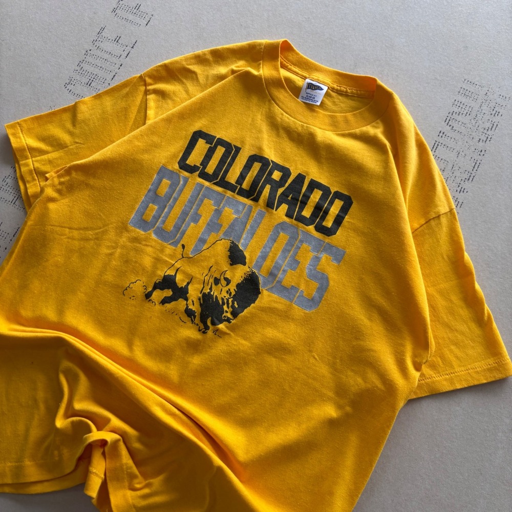 Vintage 80s Colorado‎ Buffaloes T-shirt